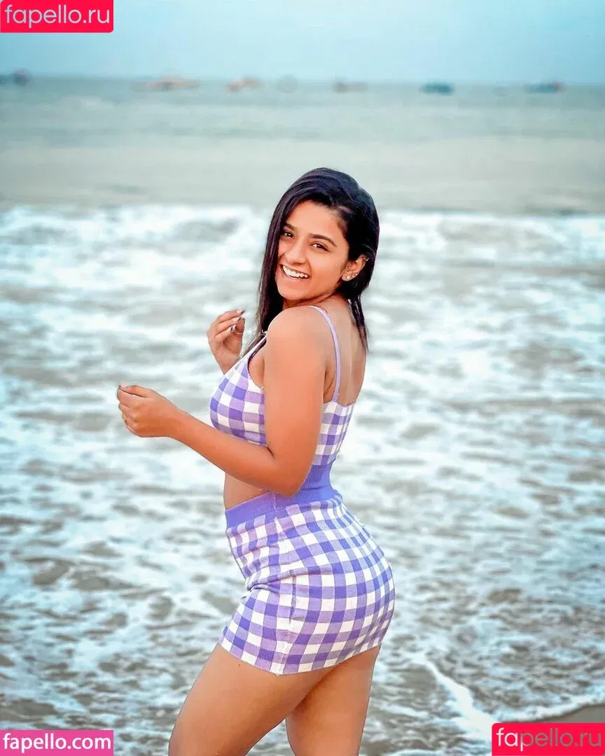 Suhana Khan / __suhuuu__ Onlyfans Photo Gallery 