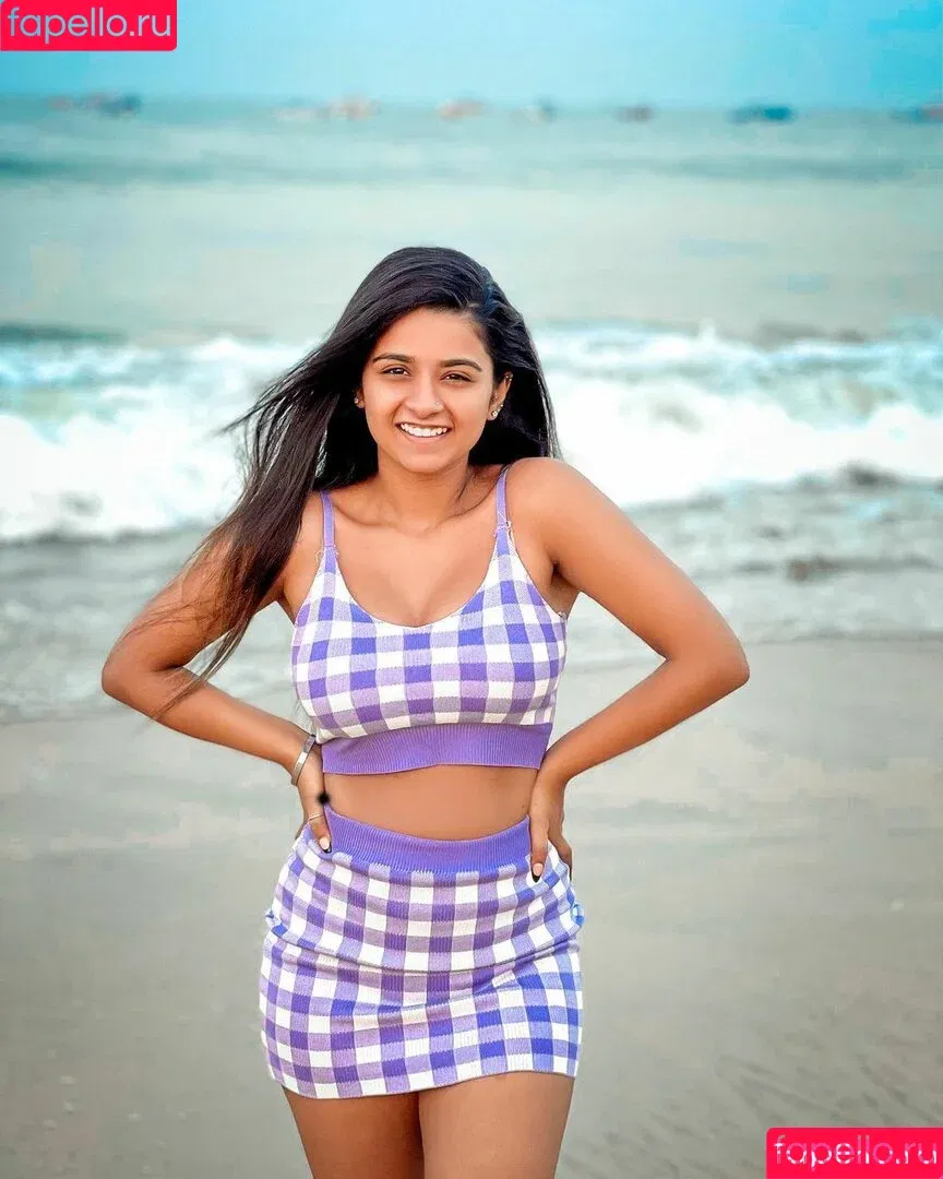Suhana Khan / __suhuuu__ Onlyfans Photo Gallery 