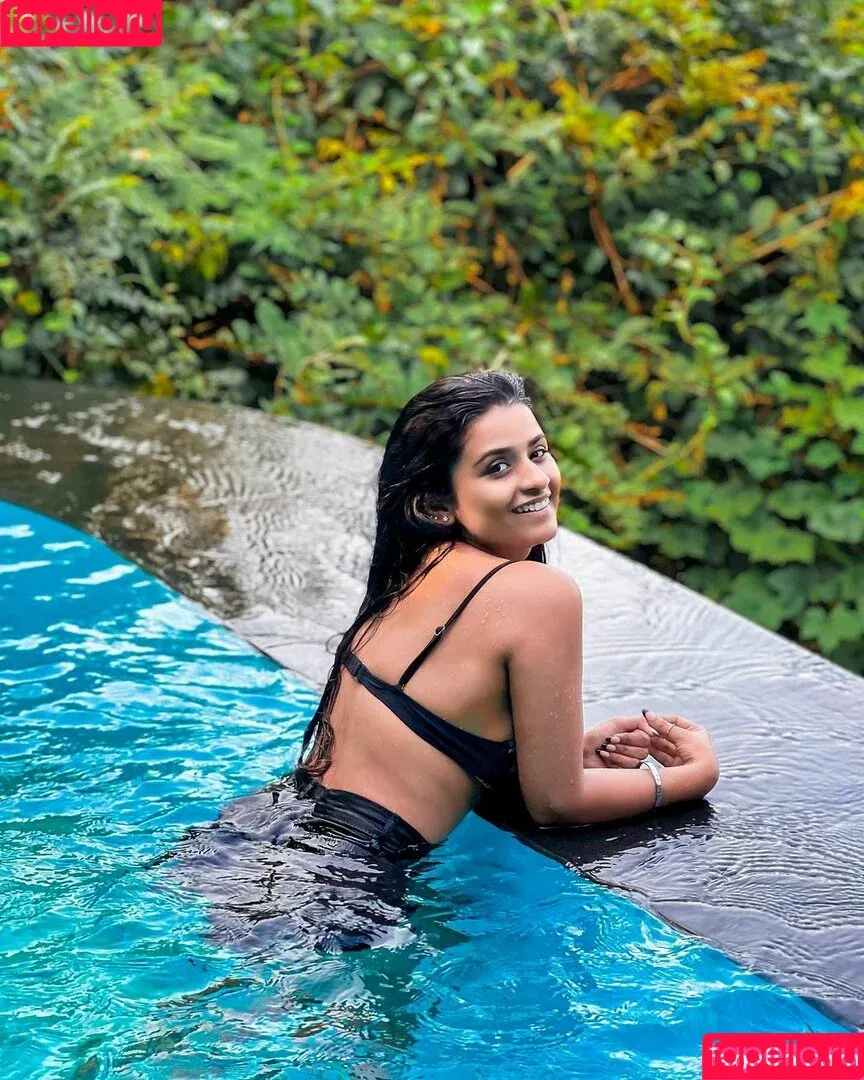 Suhana Khan / __suhuuu__ Onlyfans Photo Gallery 