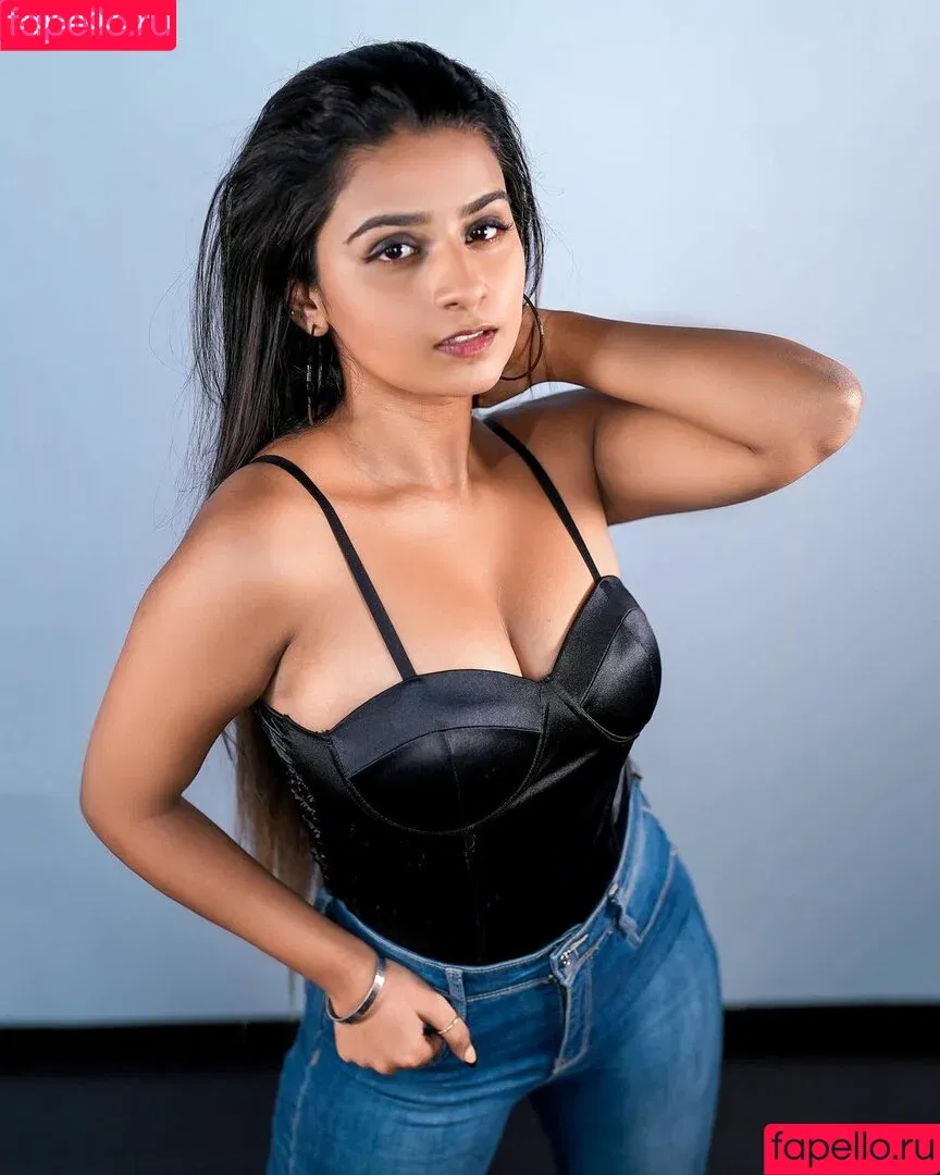 Suhana Khan / __suhuuu__ Onlyfans Photo Gallery 