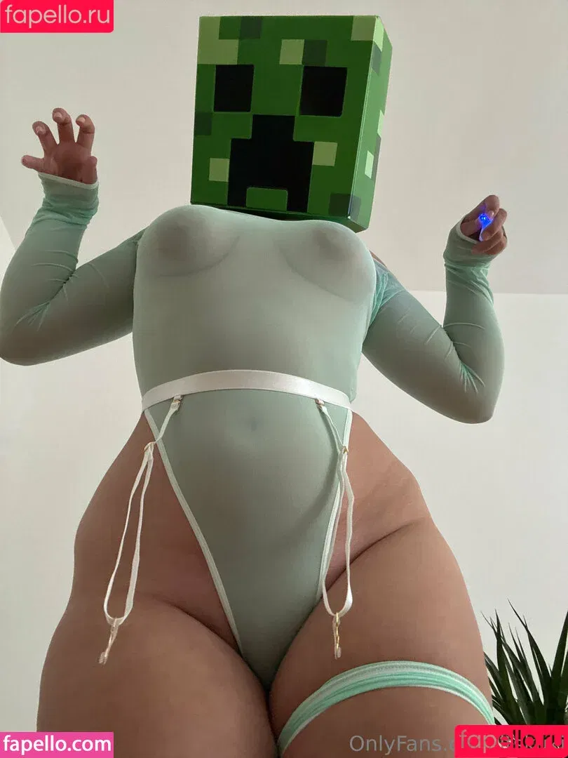 itskuki / oopsie_itskukii Onlyfans Photo Gallery 