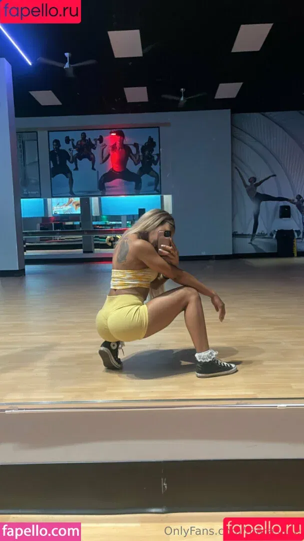 itsmarasade / marasade Onlyfans Photo Gallery 