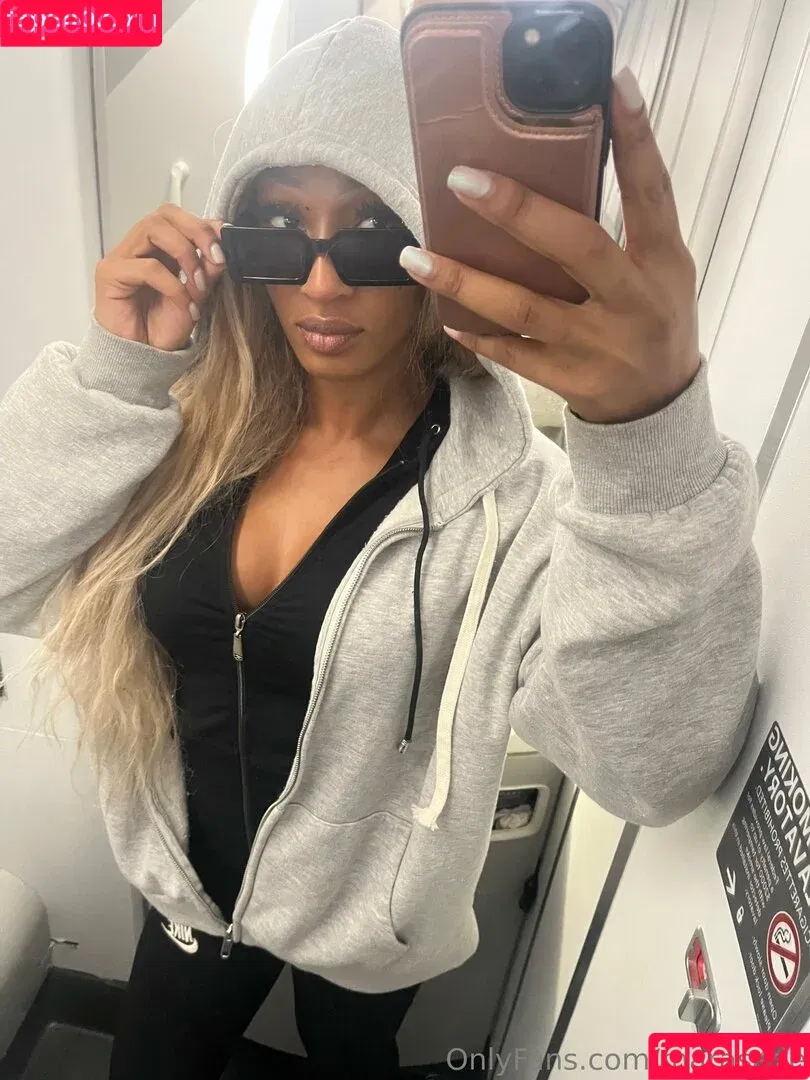 itsmarasade / marasade Onlyfans Photo Gallery 