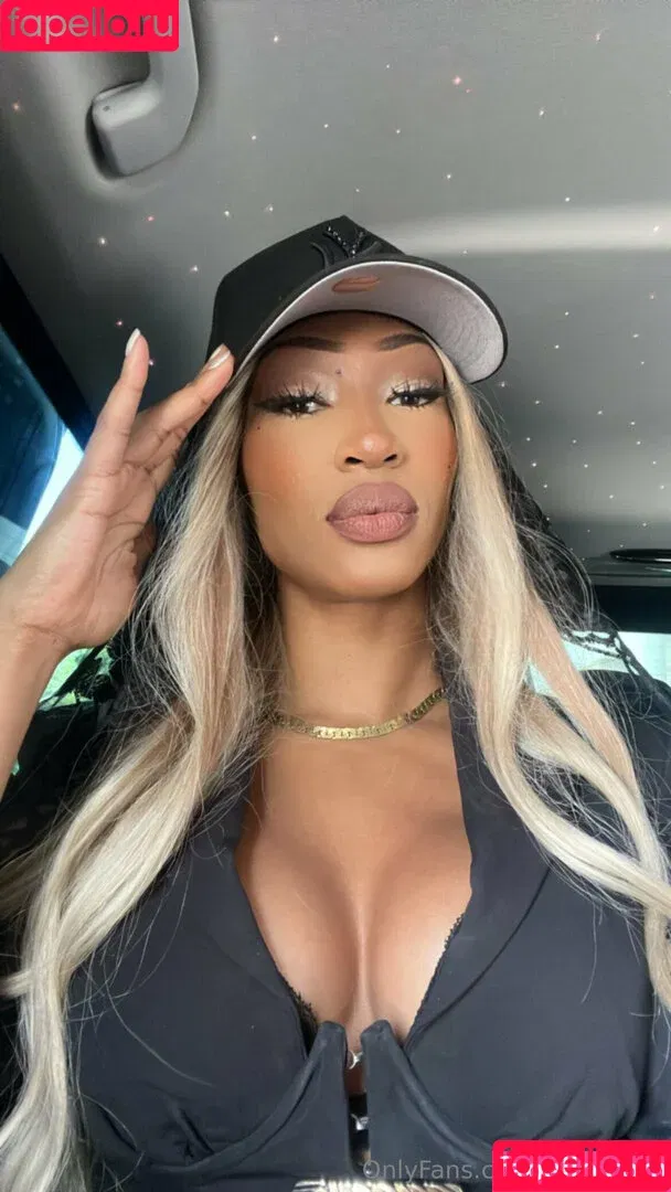 itsmarasade / marasade Onlyfans Photo Gallery 