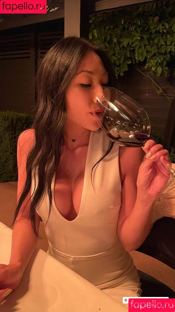 Jennifer Chiu / That Jenn Girl / jenn_l / thatjenngirl / thatjennngirl Onlyfans Photo Gallery 