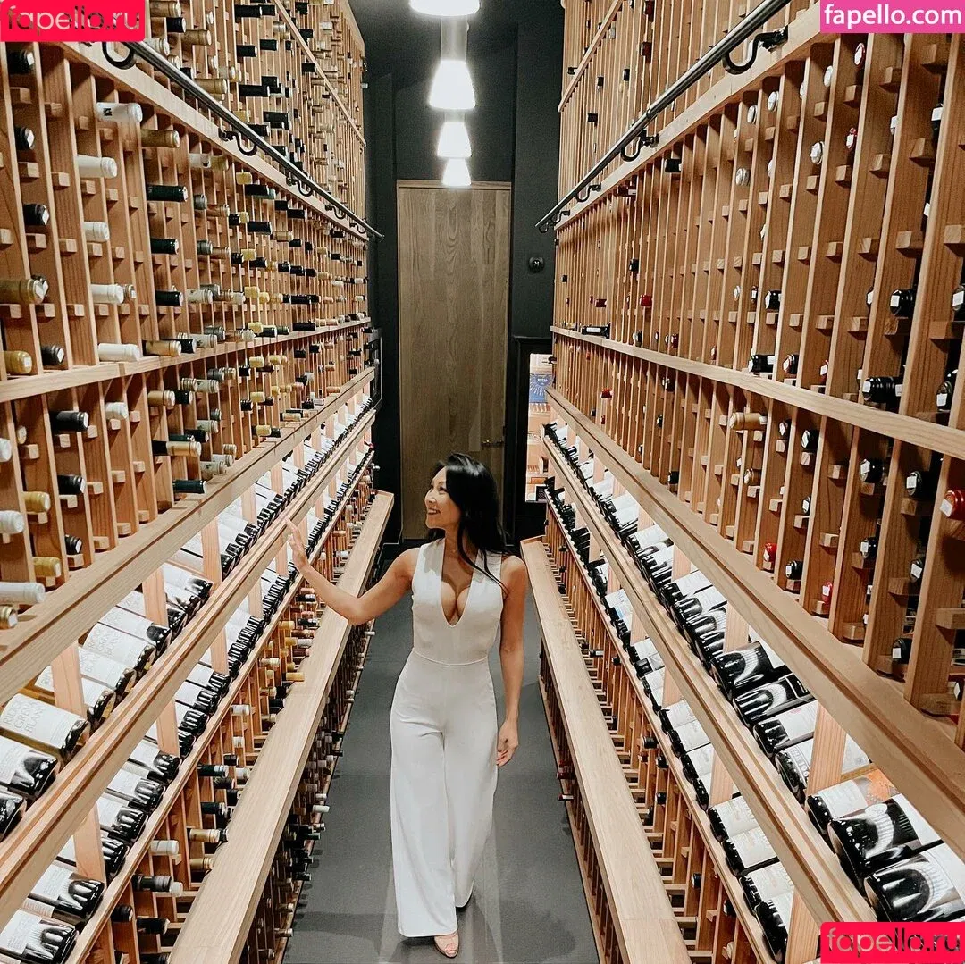 Jennifer Chiu / That Jenn Girl / jenn_l / thatjenngirl / thatjennngirl Onlyfans Photo Gallery 