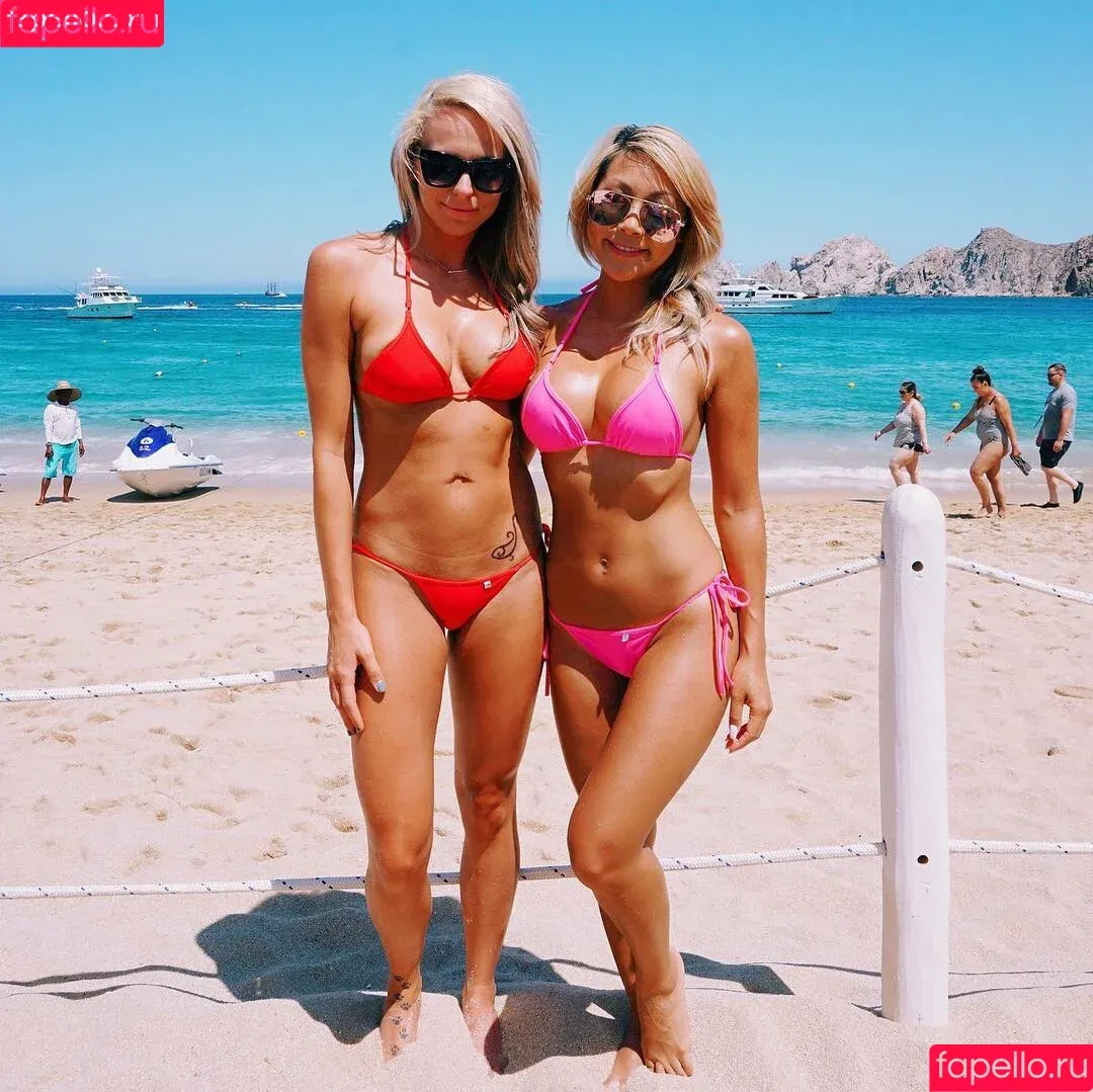 Jennifer Chiu / That Jenn Girl / jenn_l / thatjenngirl / thatjennngirl Onlyfans Photo Gallery 