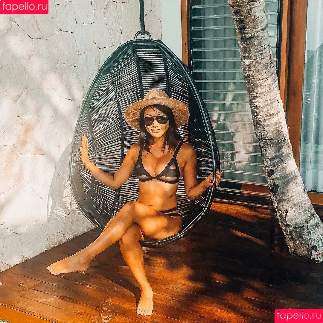 Jennifer Chiu / That Jenn Girl / jenn_l / thatjenngirl / thatjennngirl Onlyfans Photo Gallery 