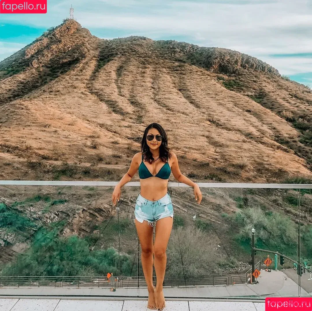 Jennifer Chiu / That Jenn Girl / jenn_l / thatjenngirl / thatjennngirl Onlyfans Photo Gallery 