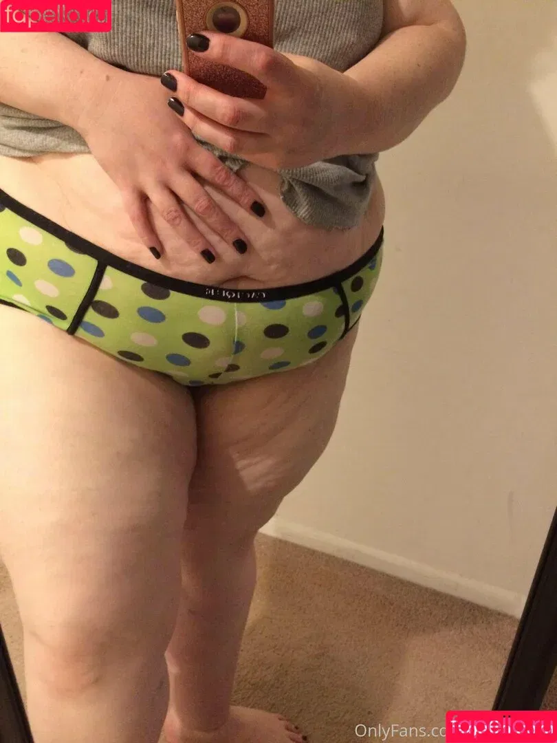 janedefines / janefinds Onlyfans Photo Gallery 