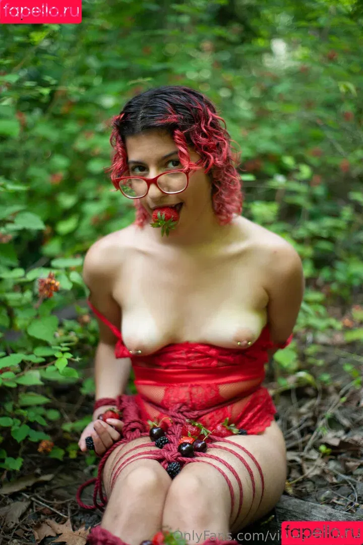 violettethorne Onlyfans Photo Gallery 