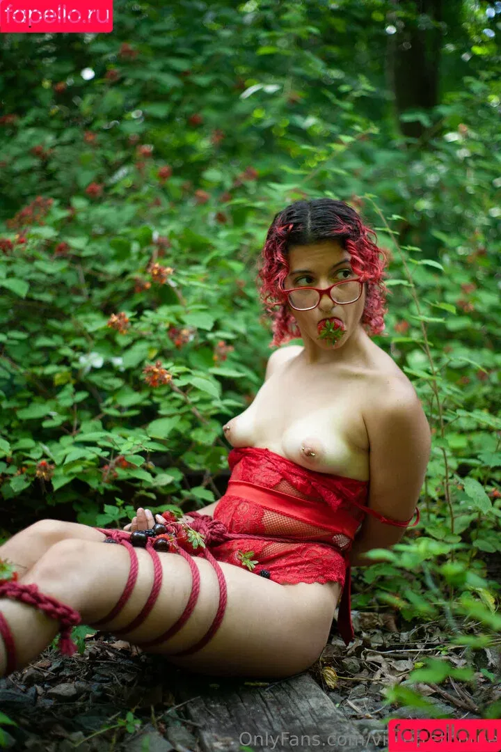 violettethorne Onlyfans Photo Gallery 