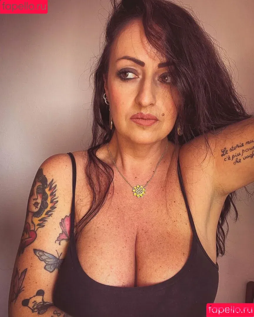 Ilaria Lanci / ilarialanci18 / u320114520 Onlyfans Photo Gallery 