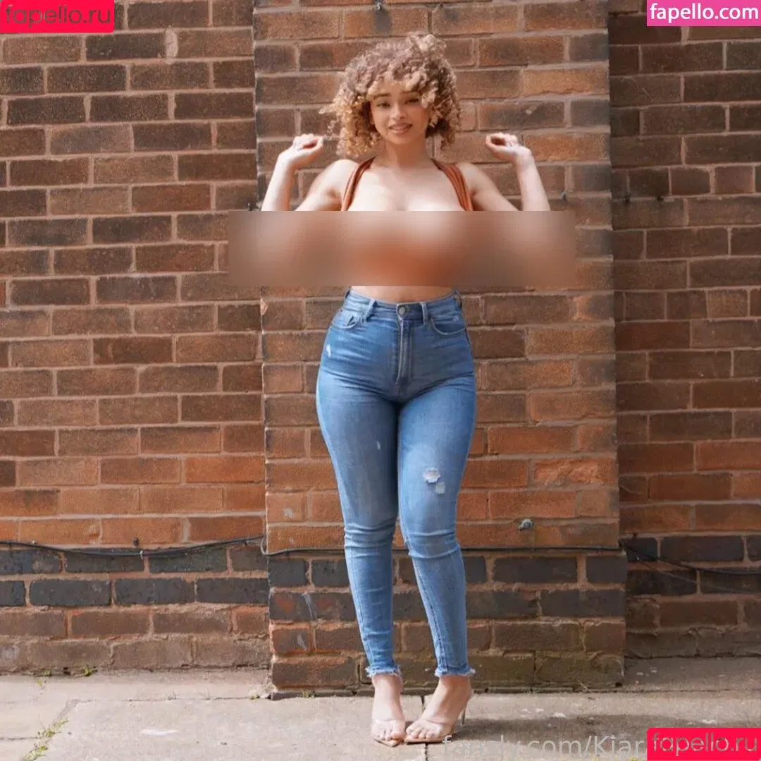 KiaraPeachy / kiarapeachlegit Onlyfans Photo Gallery 