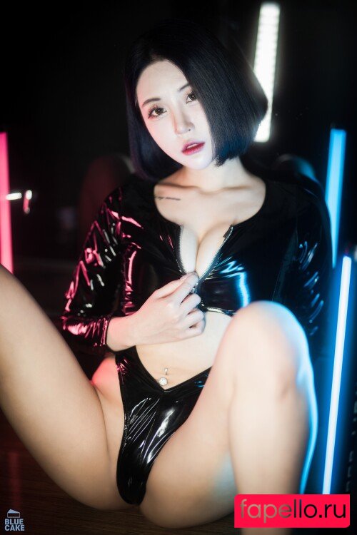 Bomi Nude Onlyfans Photo 6