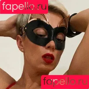 Ami Young / ami.young13 Onlyfans Photo Gallery 