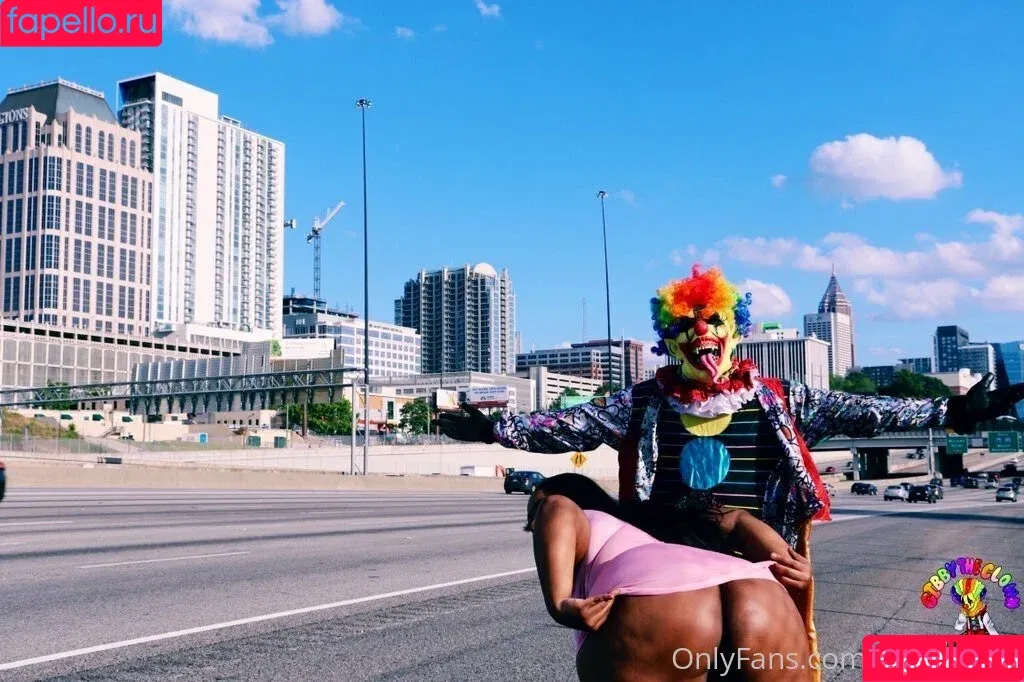 itsjuicytee / juicymftee Onlyfans Photo Gallery 