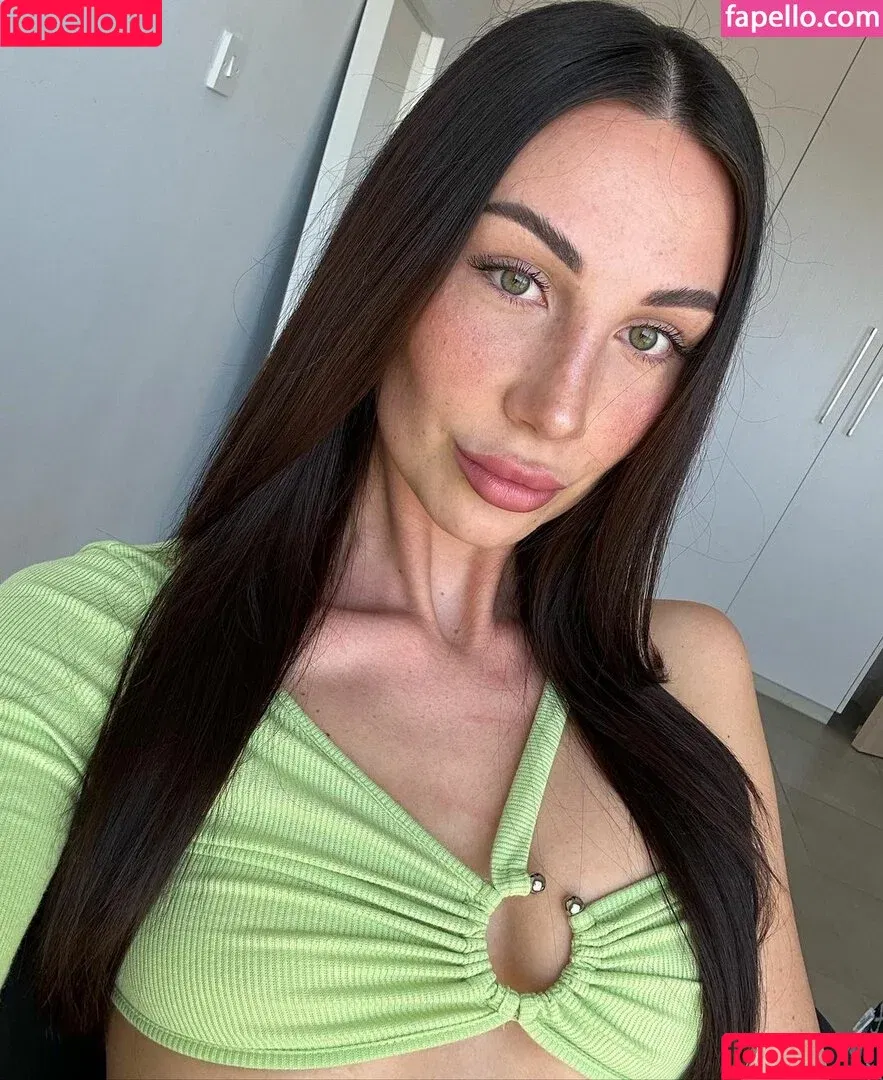 Alison / alison_on / allisonbickerstaff / https: / juicy.alison Onlyfans Photo Gallery 