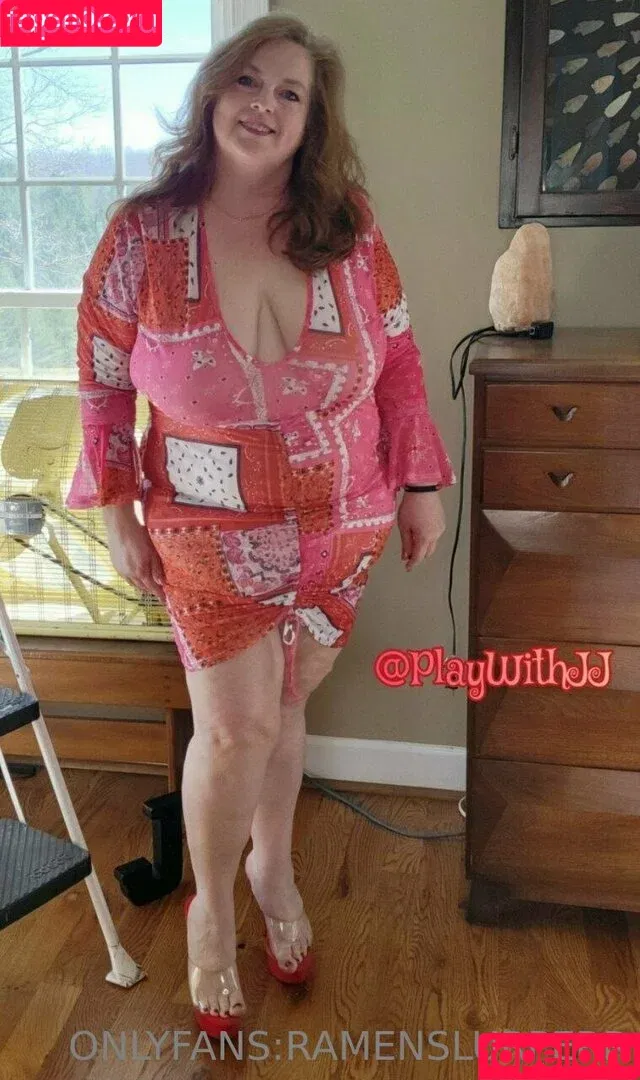 Ramenslurperr / instayamsofficial Onlyfans Photo Gallery 