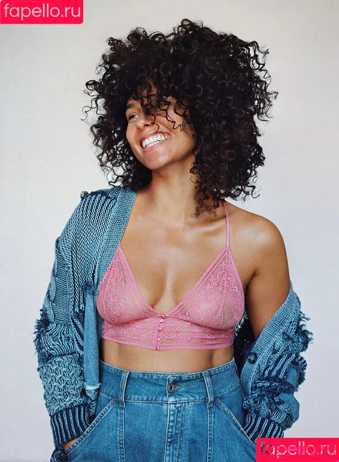 Alicia Keys / aliciakeys / ayxxxclusive Onlyfans Photo Gallery 