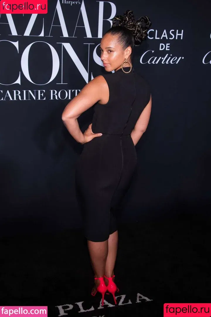 Alicia Keys / aliciakeys / ayxxxclusive Onlyfans Photo Gallery 