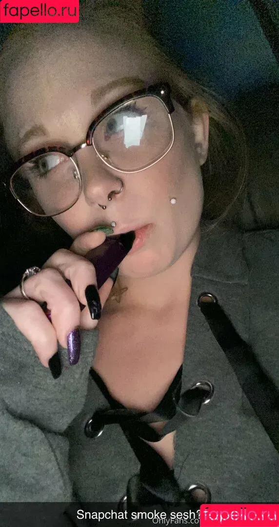 aviation_dabready / dabbingdarlin420 Onlyfans Photo Gallery 