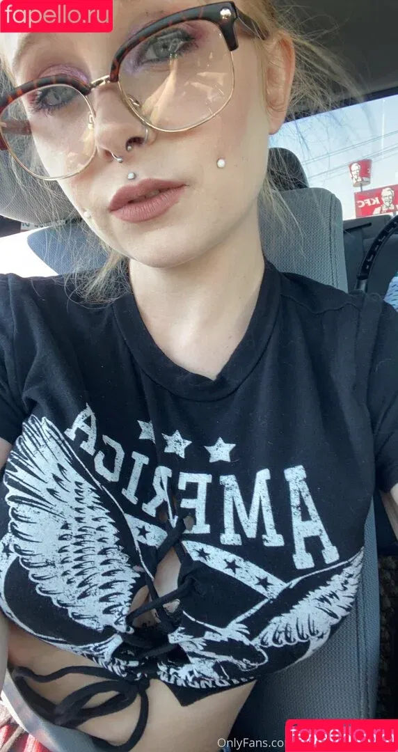 aviation_dabready / dabbingdarlin420 Onlyfans Photo Gallery 