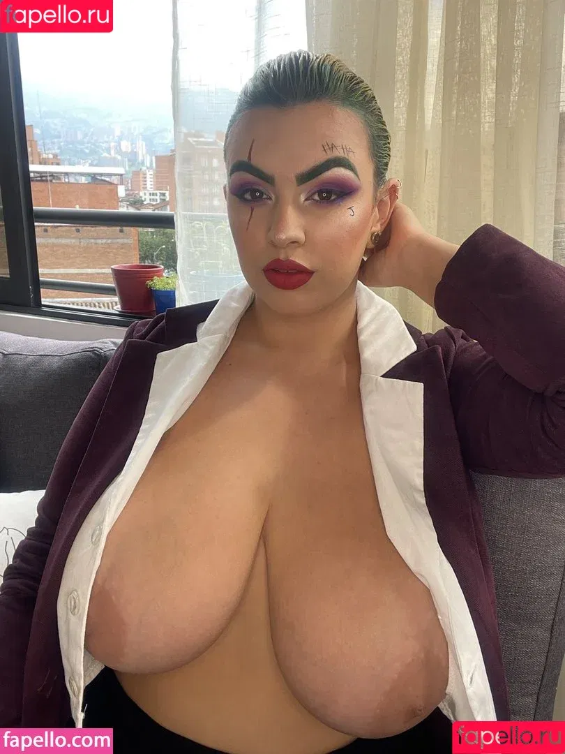 Amaretto Hammer / Amarettoh / amarettoadriatico / iamareto Onlyfans Photo Gallery 