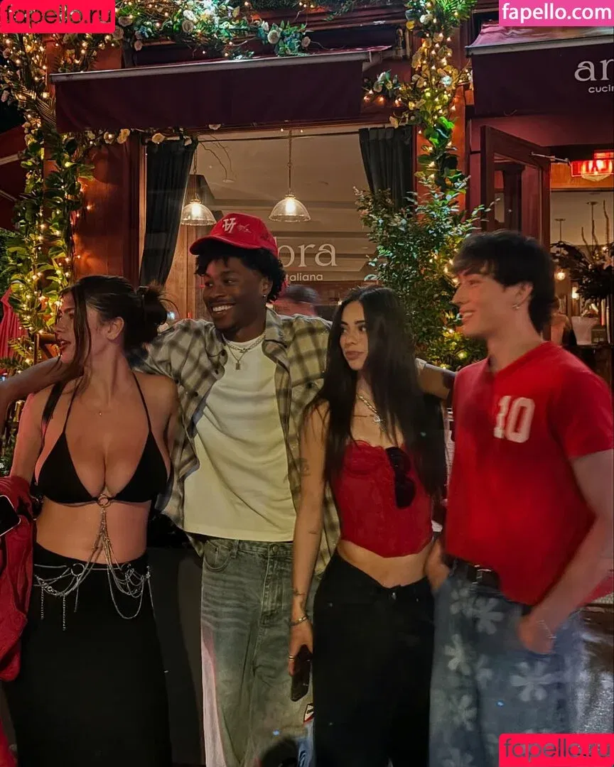 Colleen Sheehan / chloeshex / colleen.sheehan3 / colleen_sheehan Onlyfans Photo Gallery 