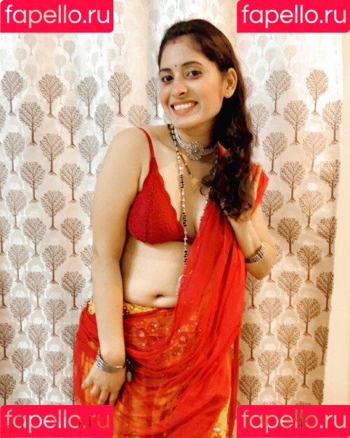 Renu Chandra Onlyfans Photo Gallery 