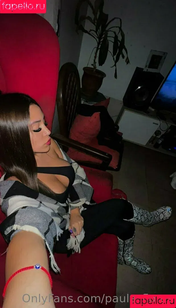 Foxyhot / paula_flores Onlyfans Photo Gallery 