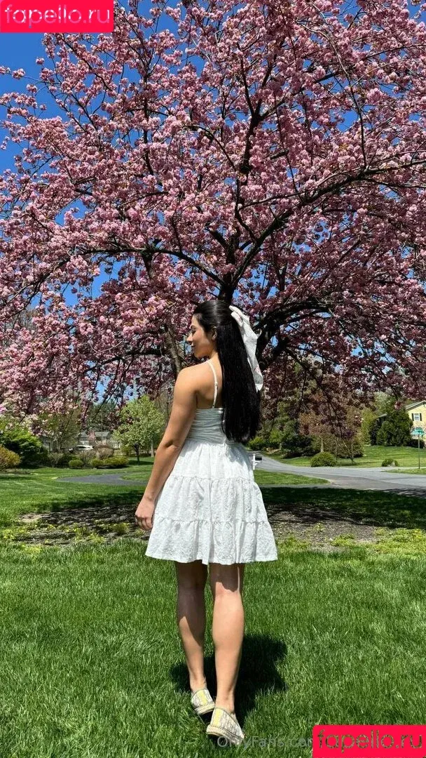 roy_suzanne / suzanne-roy Onlyfans Photo Gallery 