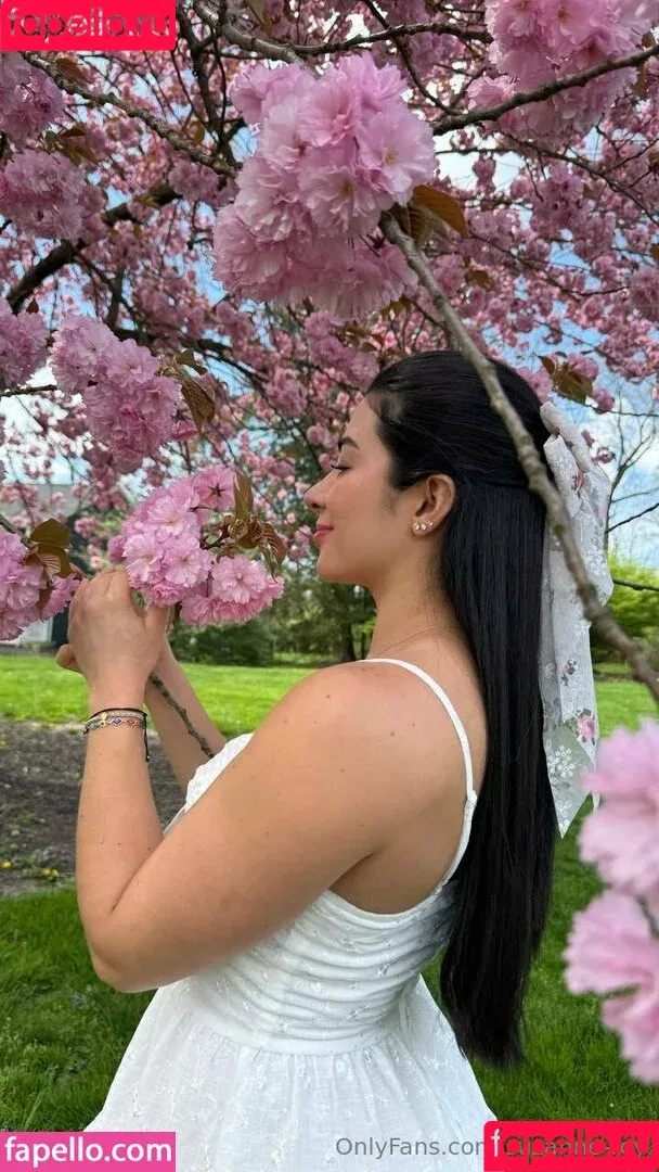 roy_suzanne / suzanne-roy Onlyfans Photo Gallery 