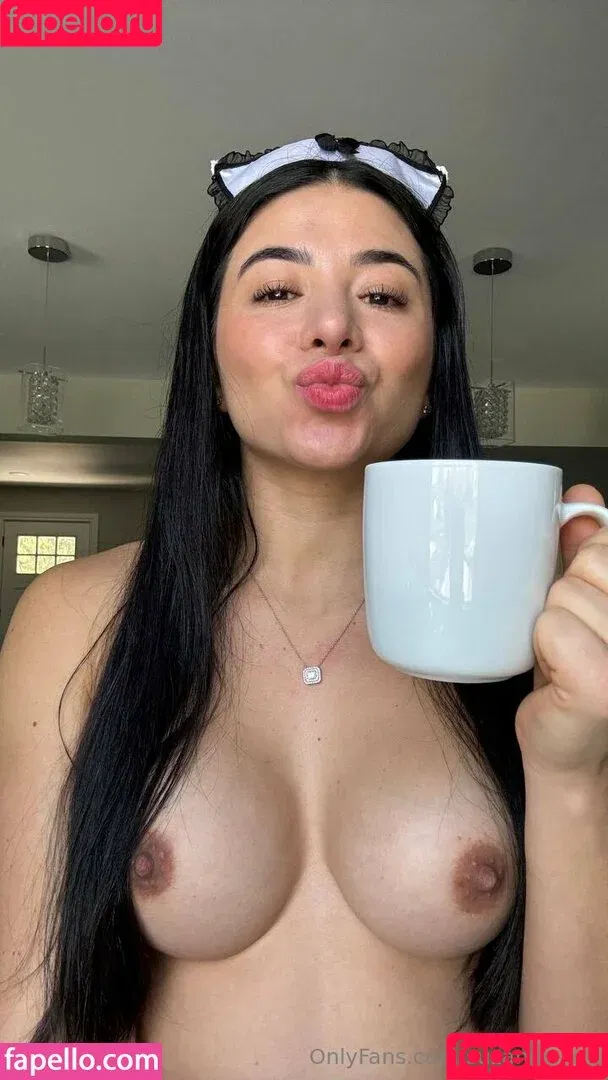 roy_suzanne / suzanne-roy Onlyfans Photo Gallery 