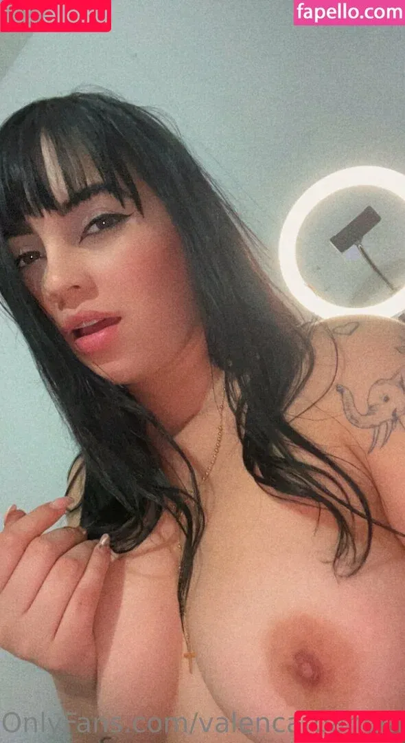 low_trinity / valencaroangelita Onlyfans Photo Gallery 