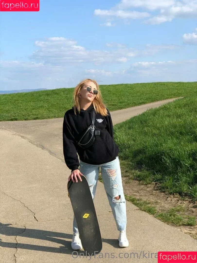 kira_secret Onlyfans Photo Gallery 