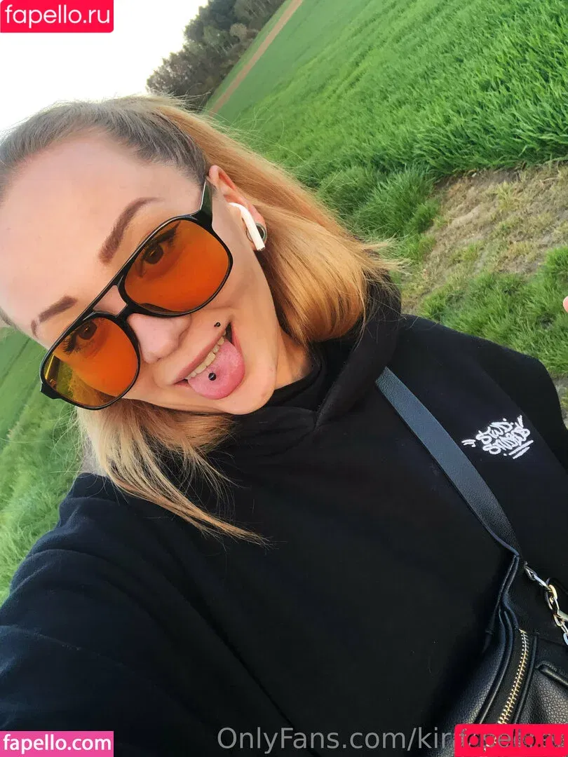 kira_secret Onlyfans Photo Gallery 