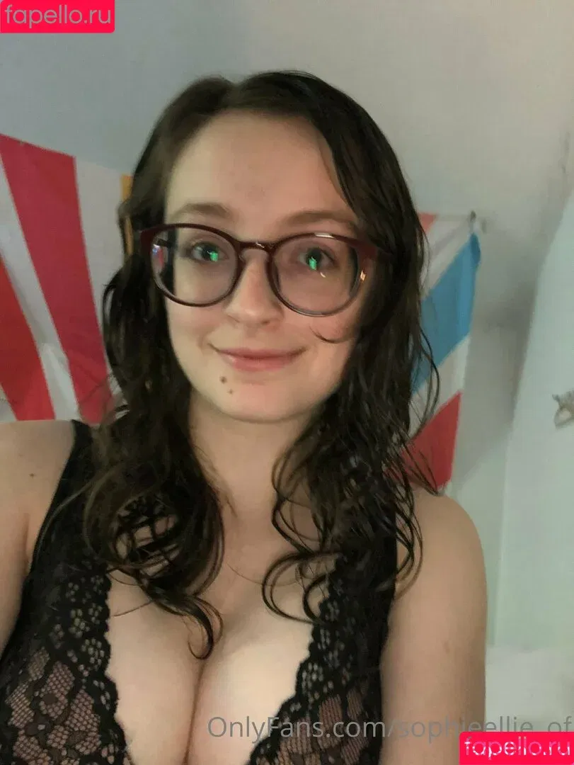 _sophieellie_ / sophieellie_of Onlyfans Photo Gallery 