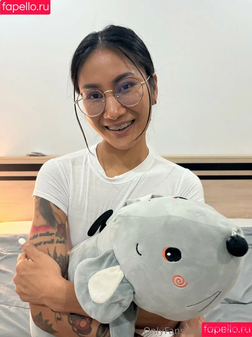 lilaalotus Onlyfans Photo Gallery 