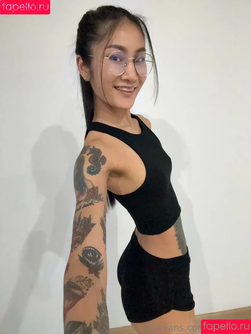 lilaalotus Onlyfans Photo Gallery 