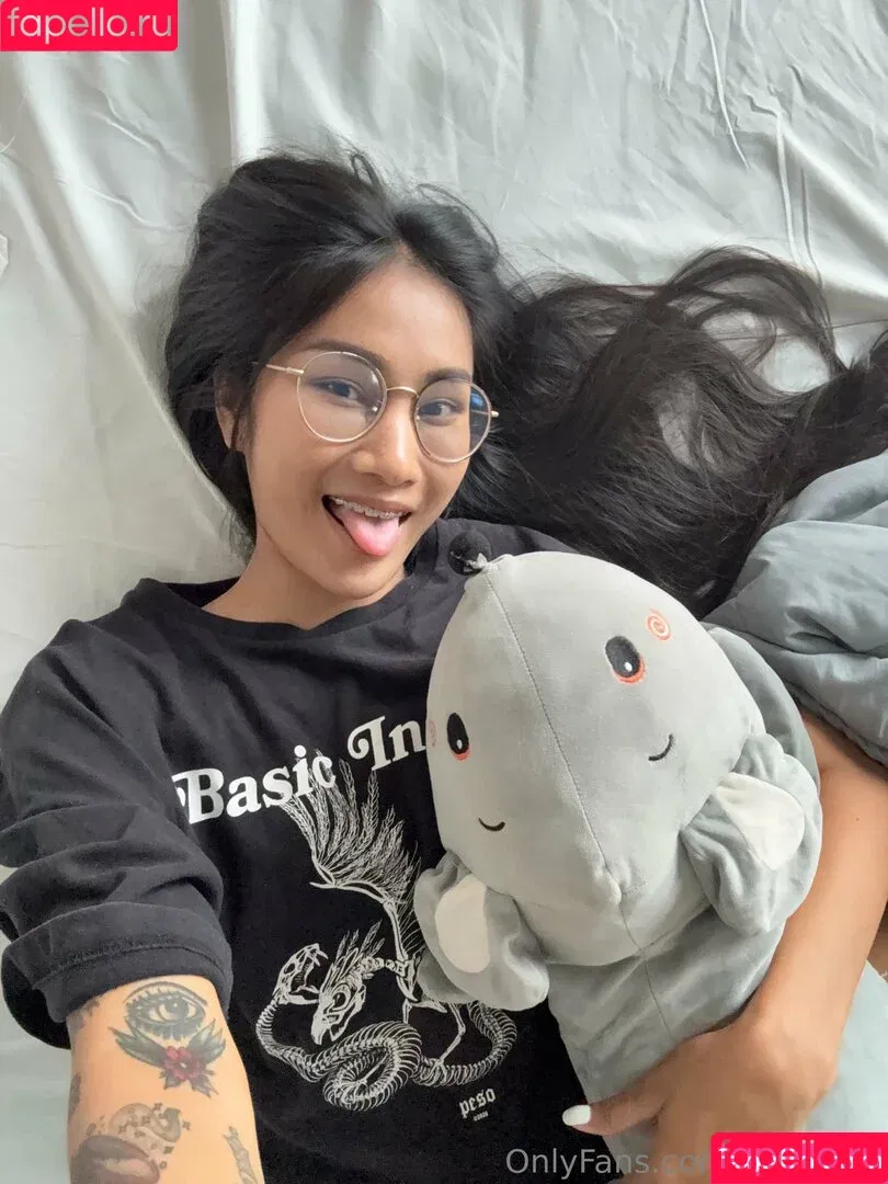 lilaalotus Onlyfans Photo Gallery 