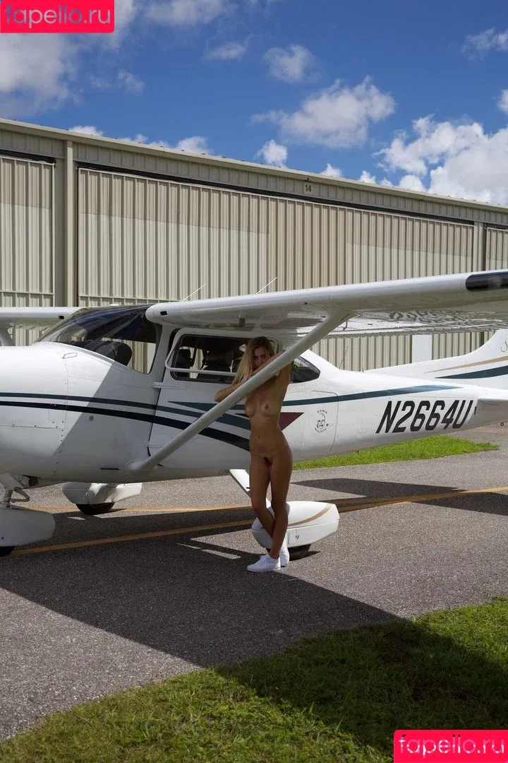 Amberleigh Deann West / Amberleigh West / amberleighwest Onlyfans Photo Gallery 