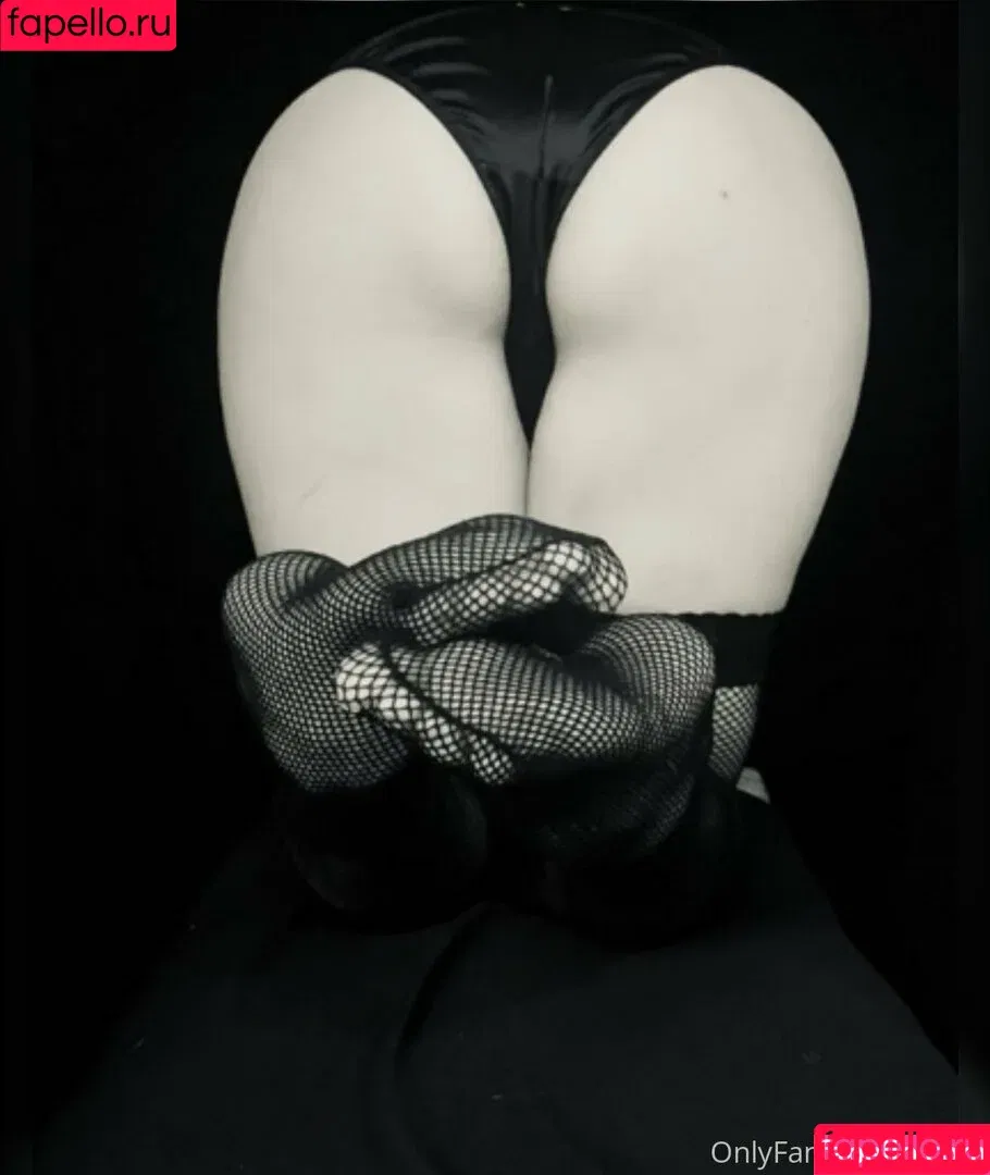 fifoxx / fioreflips Onlyfans Photo Gallery 