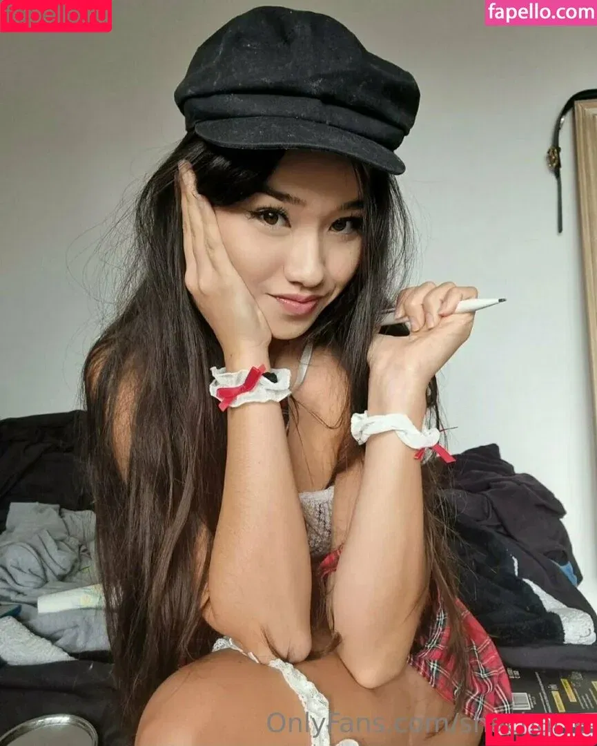 shachatte / shachatteoff Onlyfans Photo Gallery 