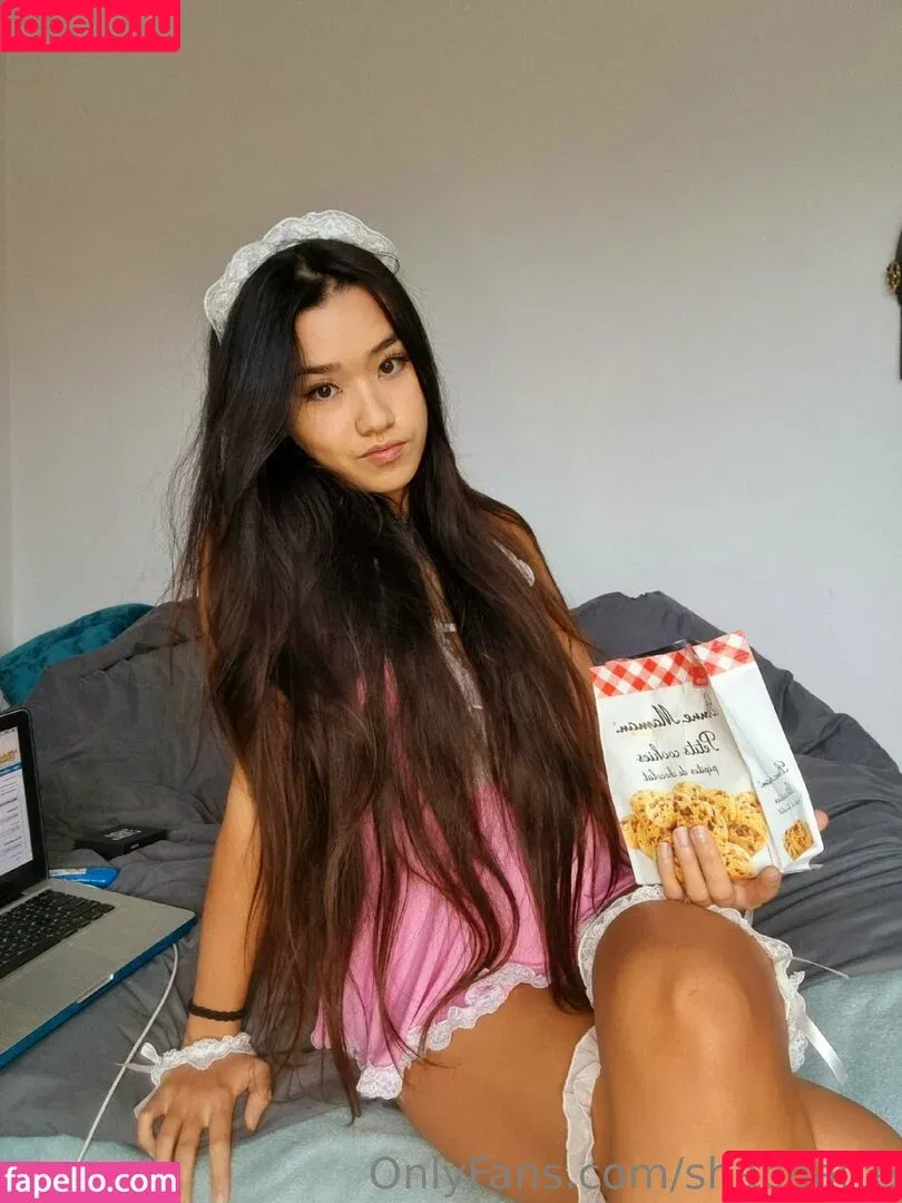 shachatte / shachatteoff Onlyfans Photo Gallery 