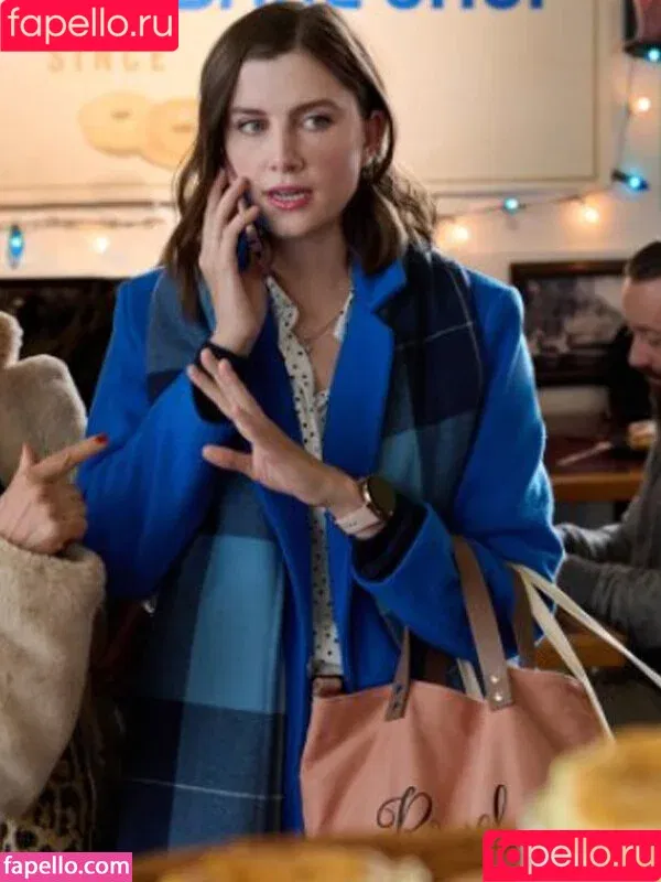 Vic Michaelis / vicmmic Onlyfans Photo Gallery 