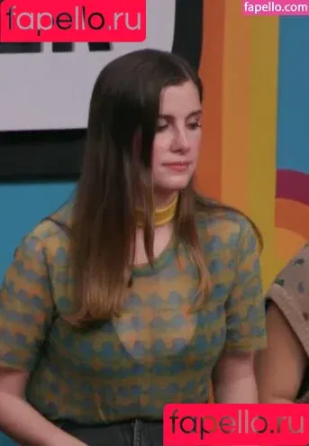 Vic Michaelis / vicmmic Onlyfans Photo Gallery 