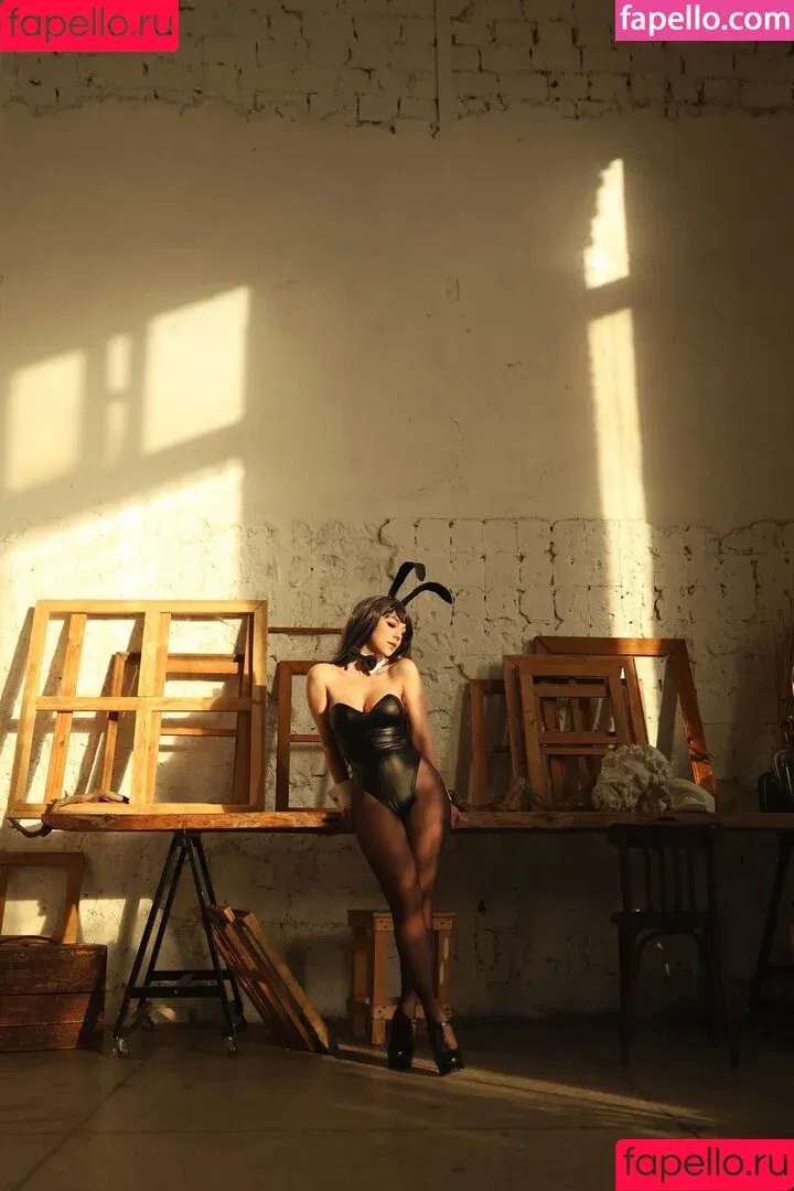 Dear Iris / DearIris_ / dear.dear.iris / dear.iris / dear_iris Onlyfans Photo Gallery 