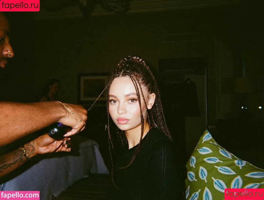 Nico Parker / nicoparker Onlyfans Photo Gallery 