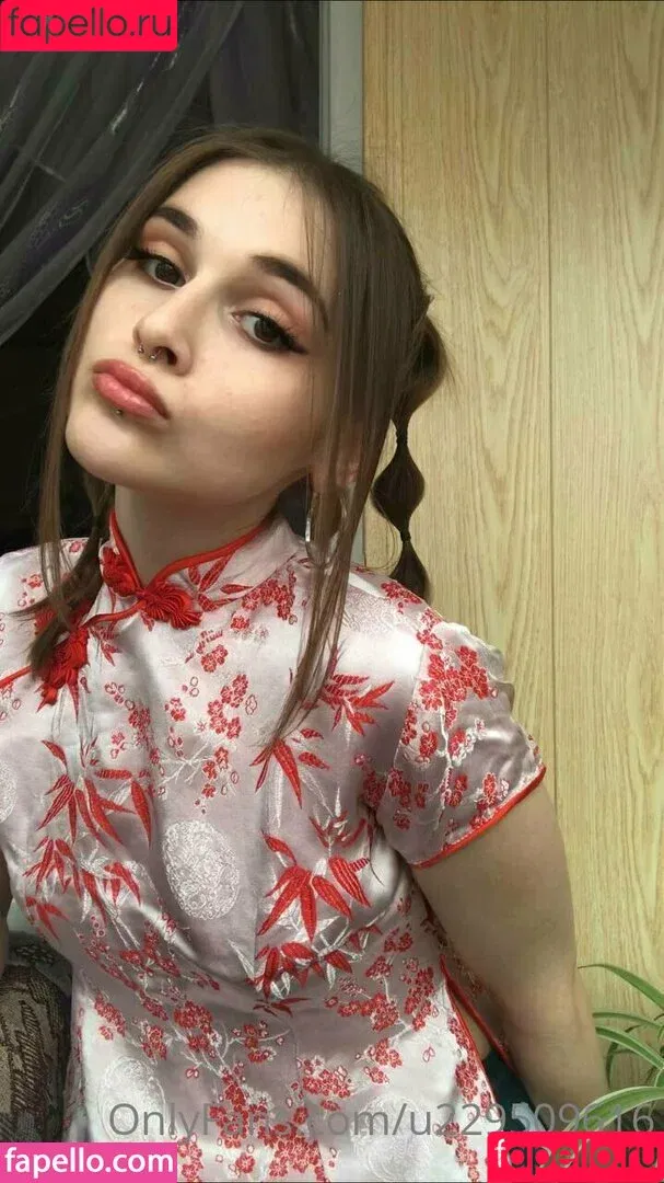 fb_0296 / iren_hot_doll Onlyfans Photo Gallery 